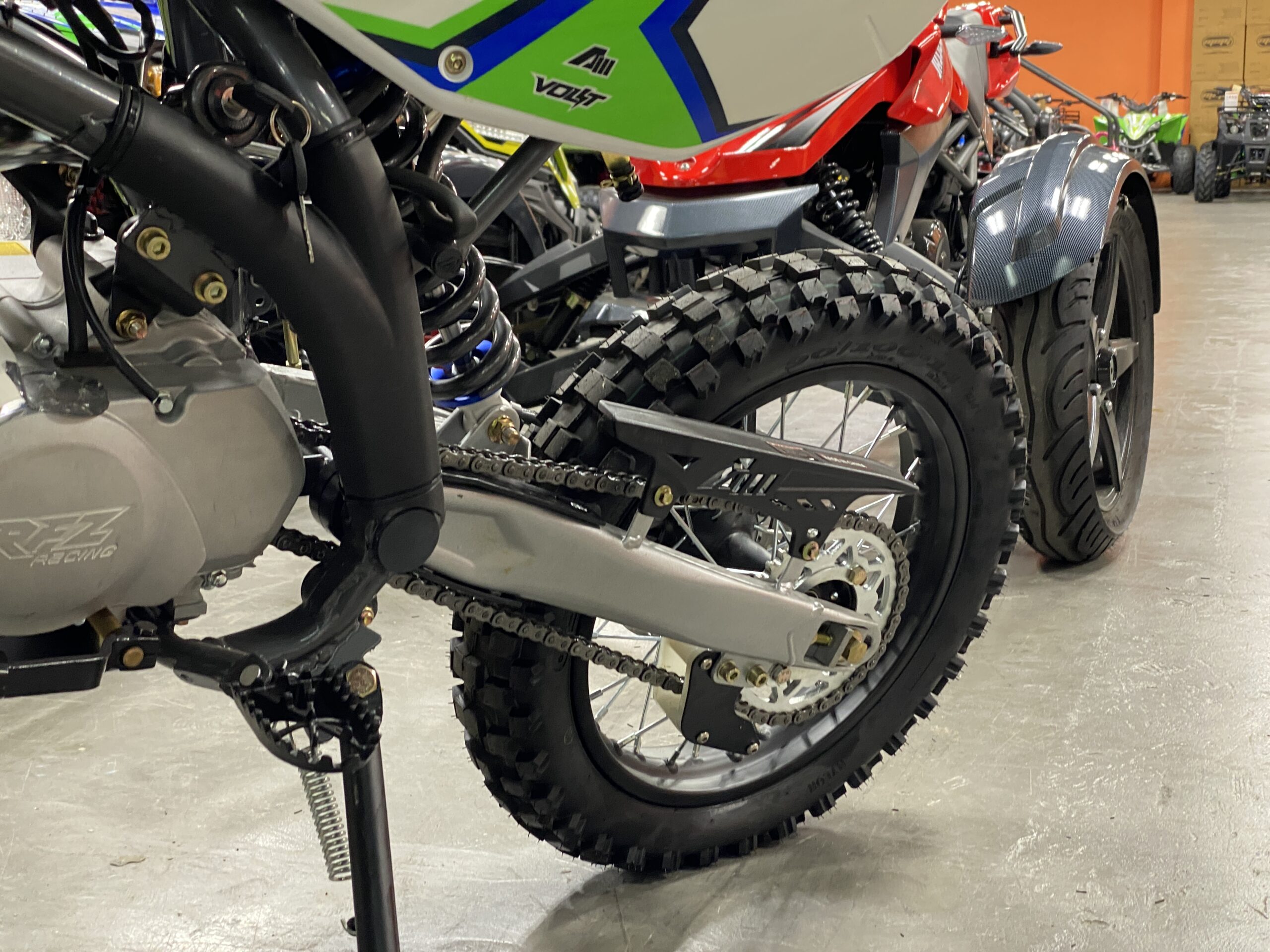 Apollo DB-X19 125cc dirt bike with headlights  125cc Adult Size Dirt Bike  for Sale – DALLAS POWER SPORT