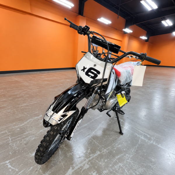 Apollo DB-X6 125cc Dirt Bike, Fully Automatic, 4-Stroke, Air-Cooled, Kick Start (IN STORE)