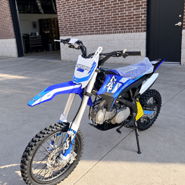 Apollo Thunder 125cc Dirt Bike (In Store)