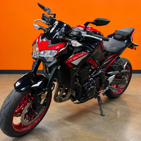 2024 Kawasaki Z900 ABS (IN STORE)