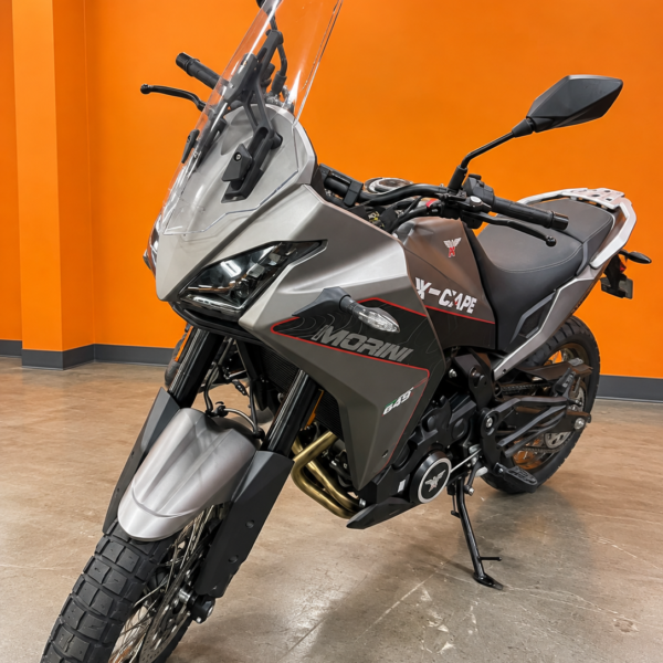 Moto Morini X-CAPE SE Italian-Style Motorcycle (In Store)