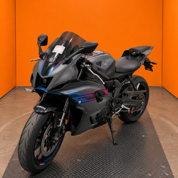 2024 YAMAHA YZF-R7 (In Store)